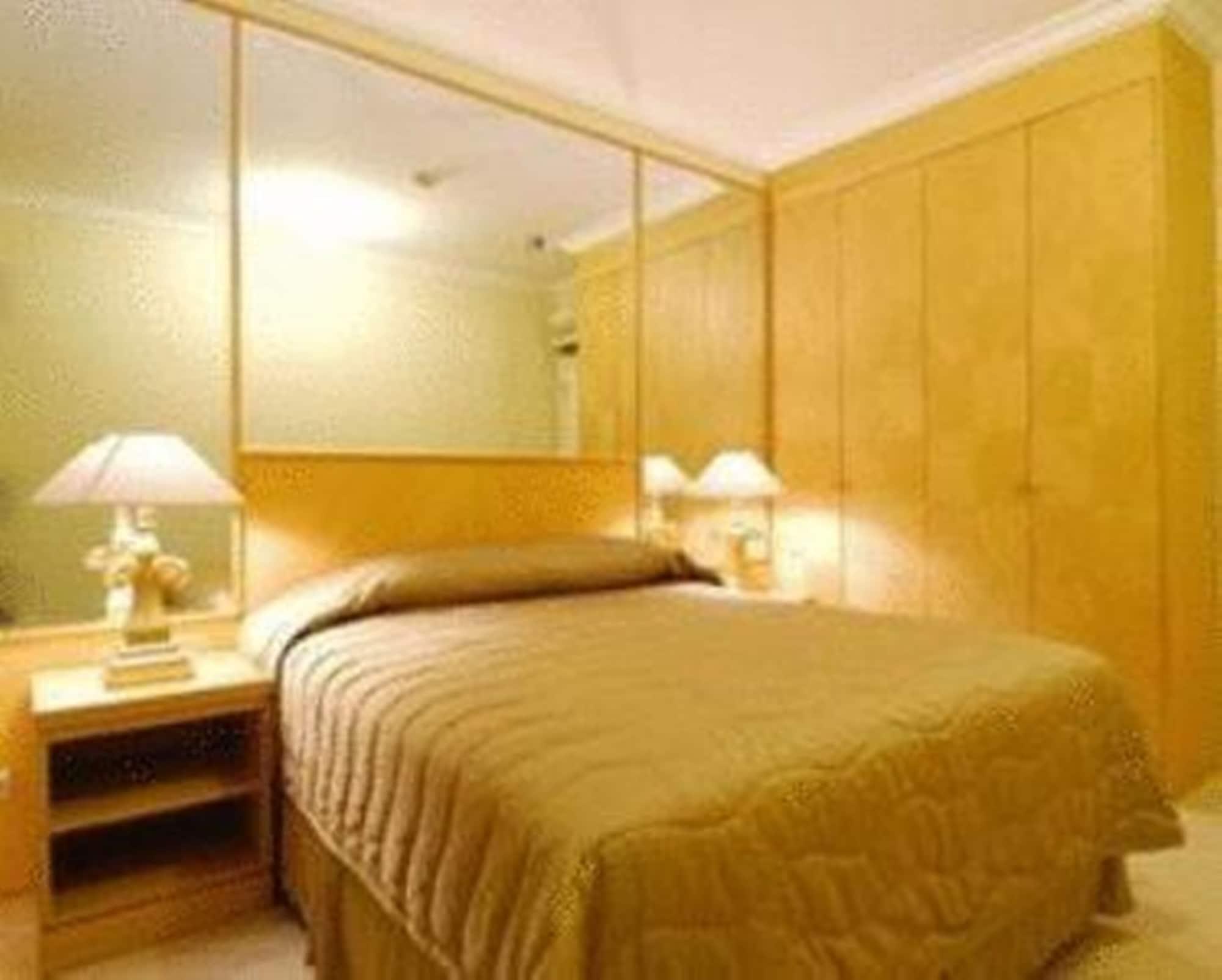 Apartment Batavia & Serviced