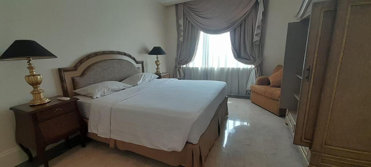 Batavia & Serviced Apartment